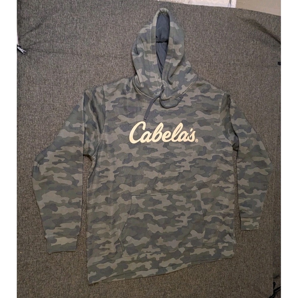 Cabelas Army Camo Mens Hoodie Pullover Graphic Logo 2XL Sweatshirt Hunting Fish